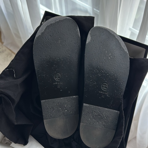 SOLD!!! Chanel F23 contoured sandals - Picture 7 of 12